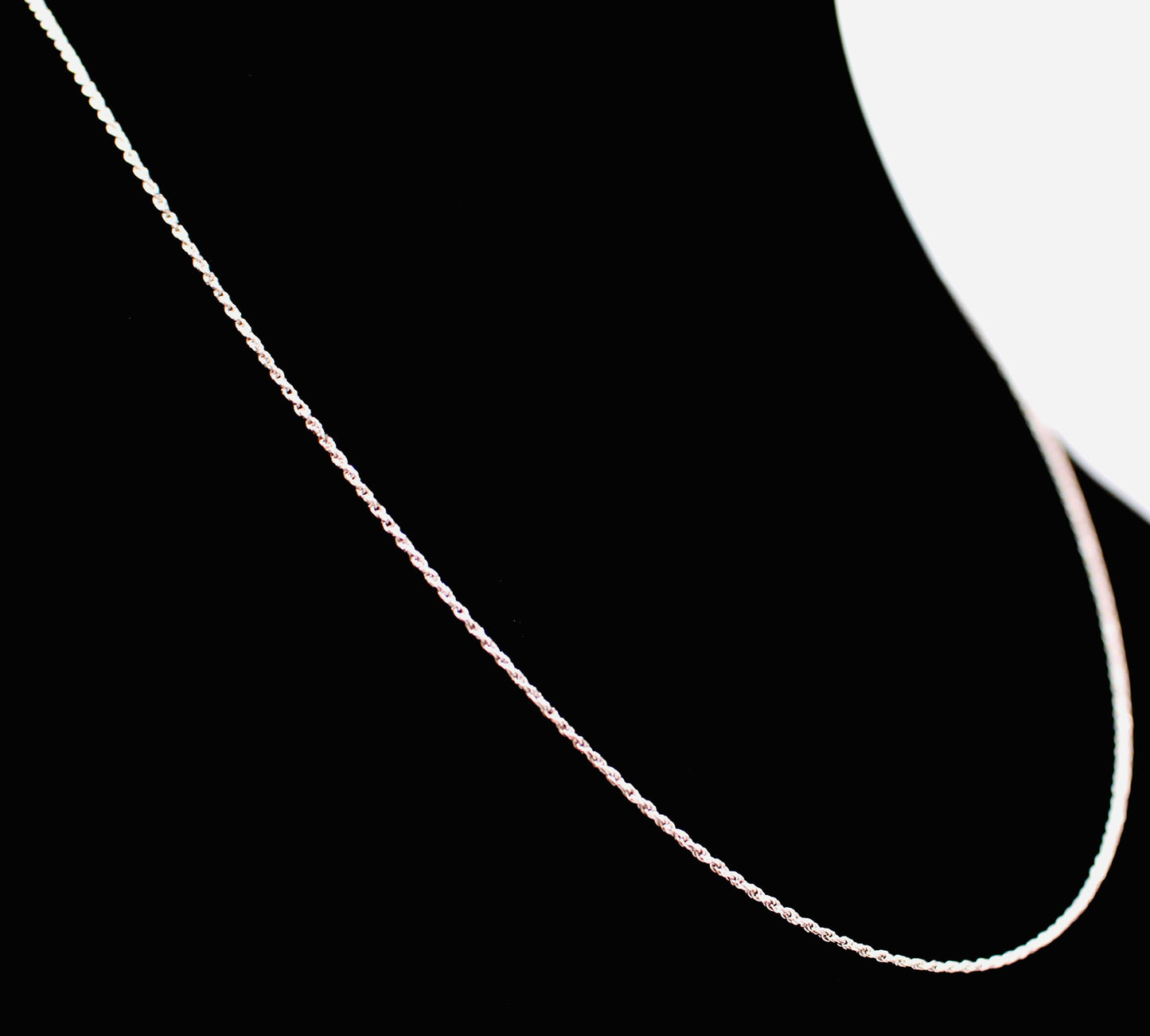 14K - WHITE GOLD WHEAT LINK